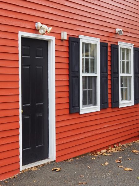Cost of Red Vinyl Siding Installation in Glen Allen