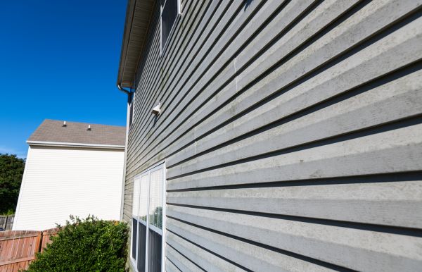 Cost of Vinyl Siding Panel Replacement in Glen Allen